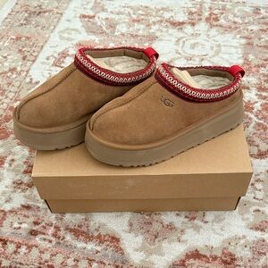 UGG tazz slippers